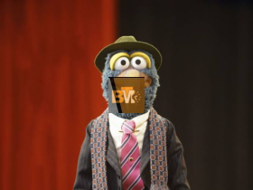 muppet with long hooked beak
